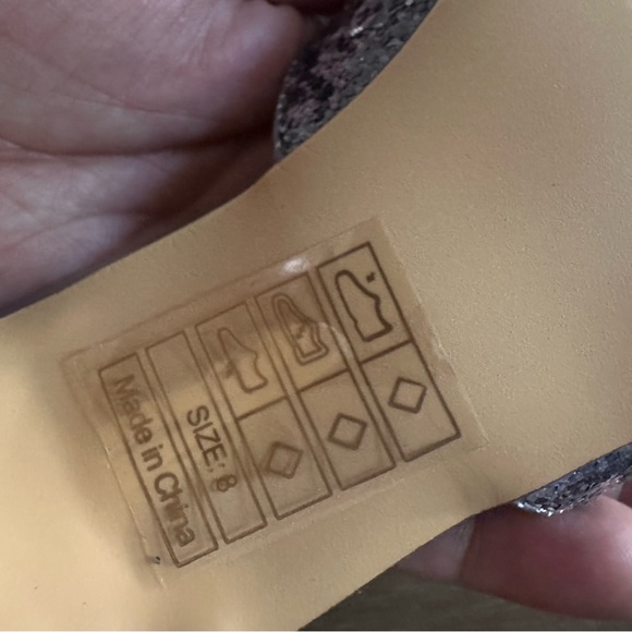 BAIT footwear Silver Glitter Kitten Heel - Picture 6 of 6